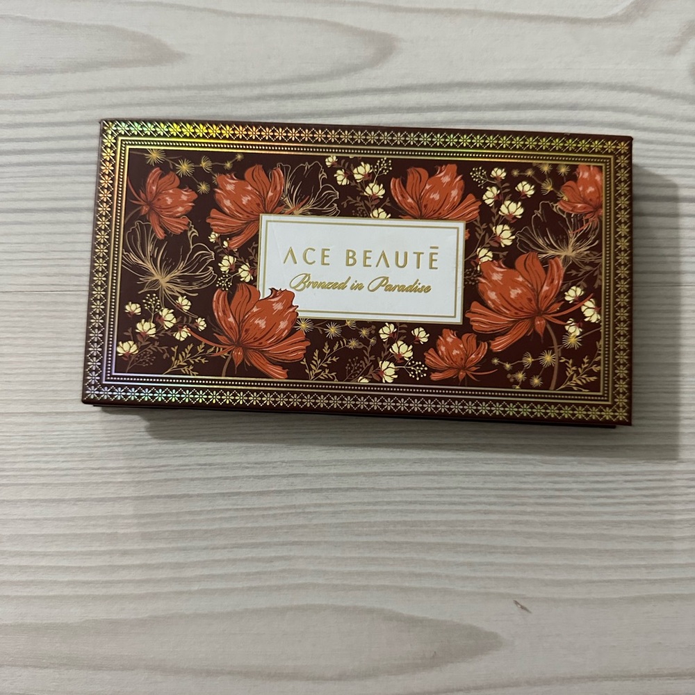 ACE BEAUTÉ Bronzed in Paradise Floral Palette - Brown & Gold